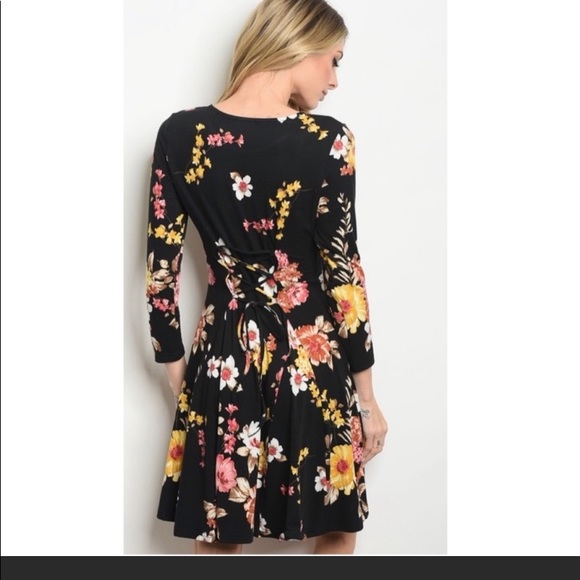 Black Floral Dress Med NWT - Picture 2 of 3